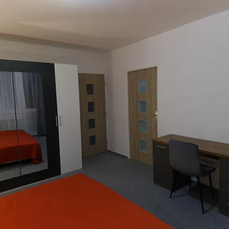 Modern For 6 People Near The Adrspach Rocks Benesov (Hradec Kralove)